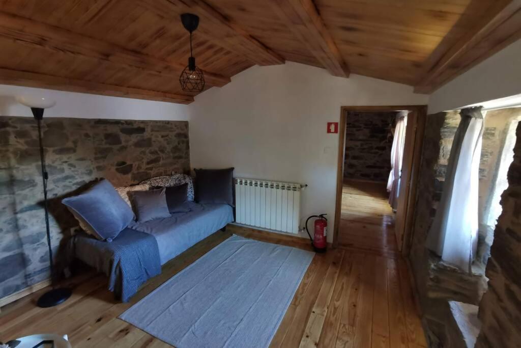 Casa Do Linho 400 Year Old Country Cottage Oleiros  Exterior photo